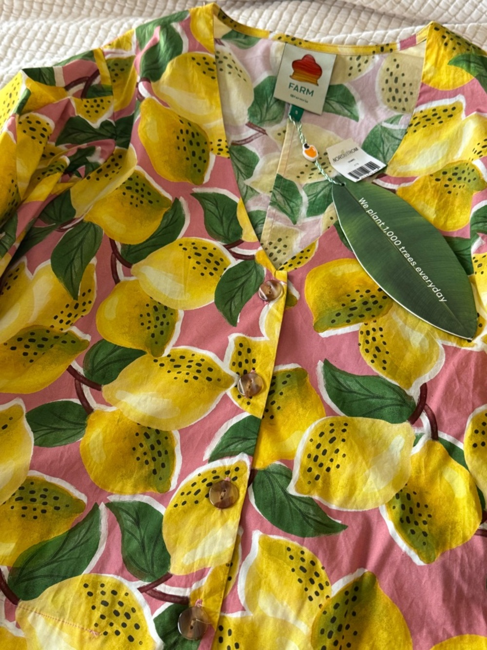 FARM Rio | Fresh Lemons Puff-Sleeve Shirt - Picture 6 of 6